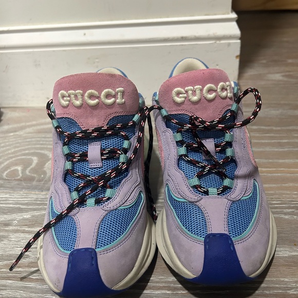 Gucci Run Sneakers size 36 - Picture 4 of 10